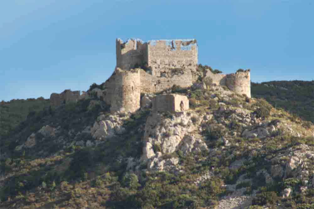 Francia - castillos cátaros 06 - Aguilar.jpg